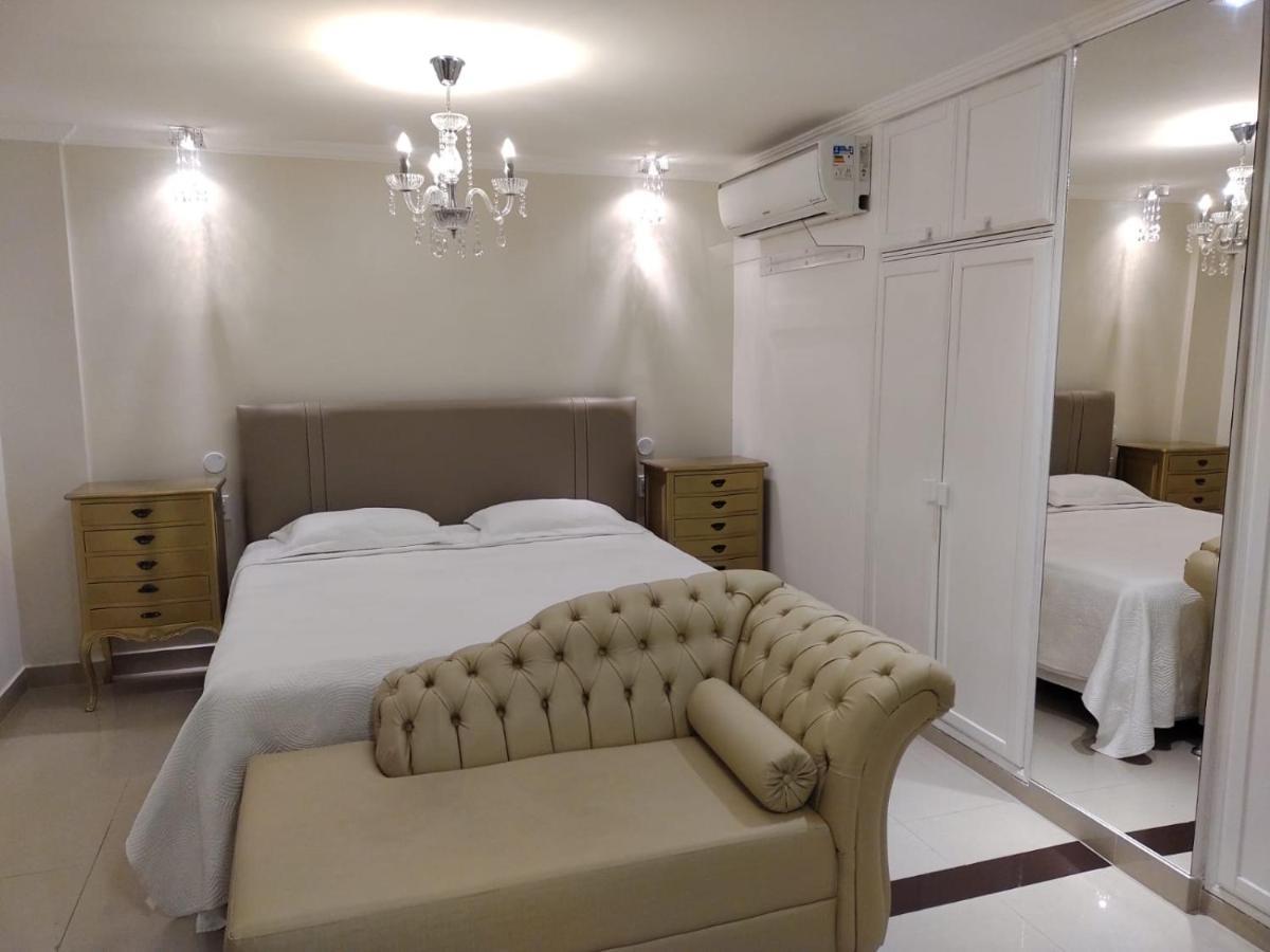Hotel Palace カショエイラス・デ・マカク エクステリア 写真